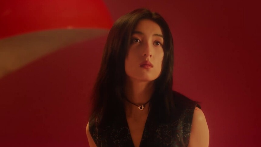 《穿过月亮的旅行》预售开启 张子枫胡先煦献唱《金风玉露》MV