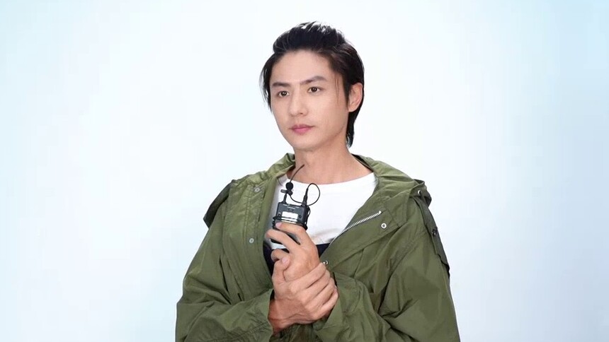 《另一种蓝》独家专访：太用心！刘畅爆料为戏学习做瓷器