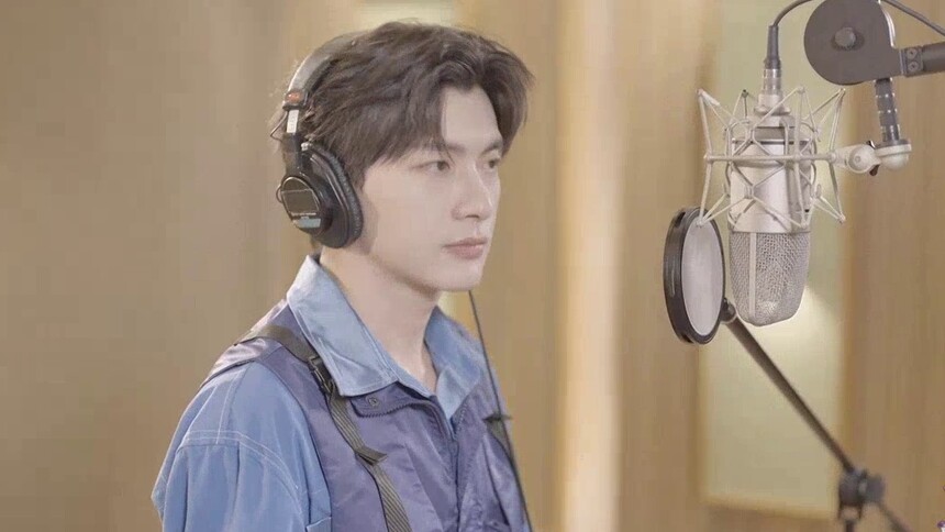 《城市捉迷藏》MV录音室花絮：翟潇闻