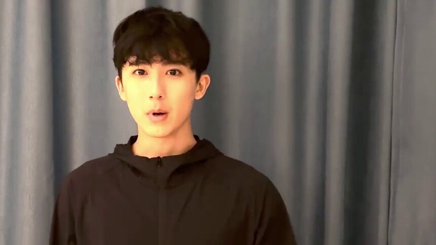 《芥子时光》：郝富申邀你一同入学辰郡中学