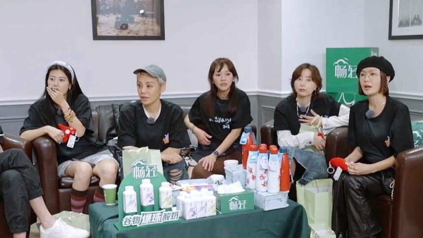花儿与少年·好友记 7月16日精彩看点：花少团即将告别法国站！新一季成员引发猜想