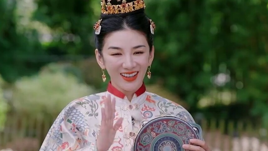 黄奕拍不醒练字的黄晓明？时隔多年再续古装情缘
