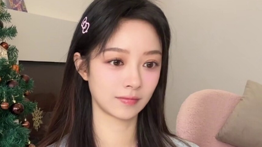 特别企划：甜妹上线！徐好陪看吻戏当场“社死”