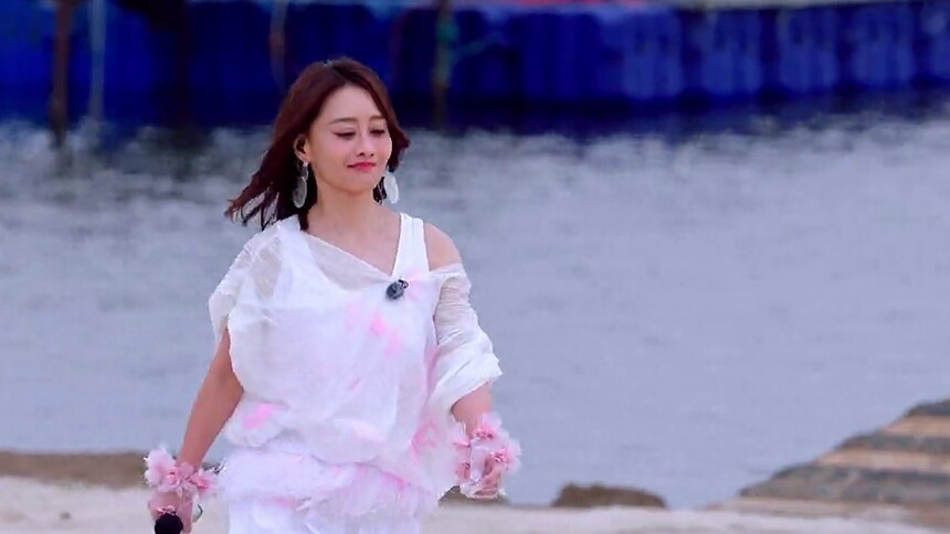 三公直拍：陈德容《向云端》