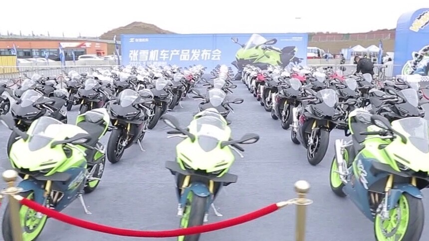 极致热爱 张雪机车500RR全球首发