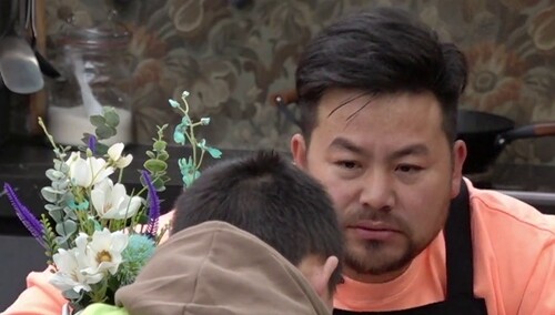 外甥不语只是一味憋笑 王永鸿成话题终结者