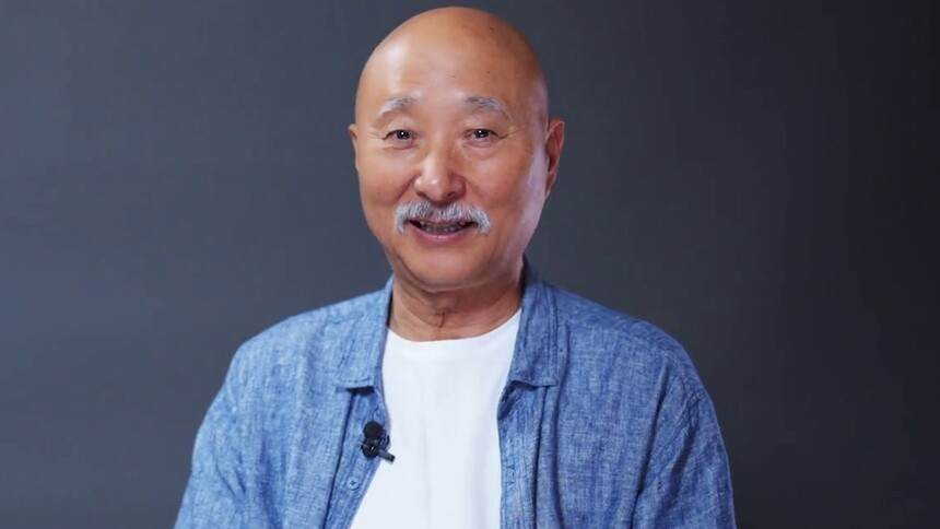 《戏台》“嬉笑怒骂皆风骨”陈佩斯特辑 七旬导演银幕归来热忱如初