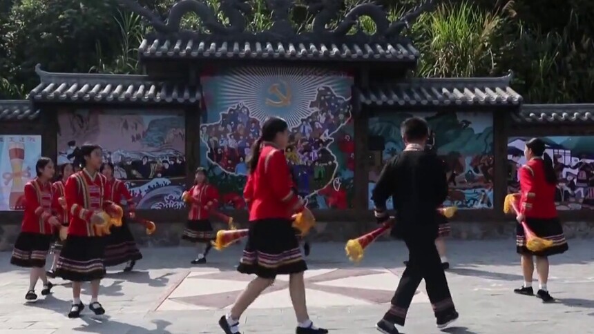 资兴市：暑期学生返乡“整活” 52名学子回村传播瑶族文化