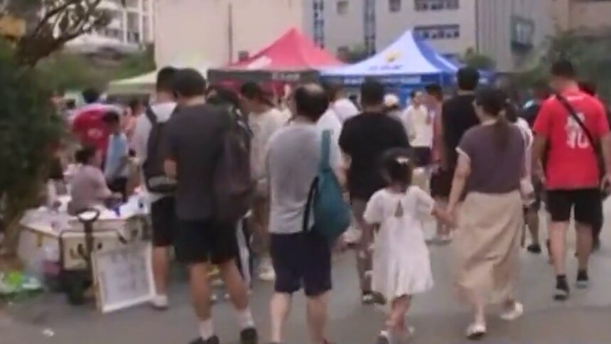 风风火火战湘超 连线记者姚安然：贺龙体育场周边路段交通管制 建议公共交通出行