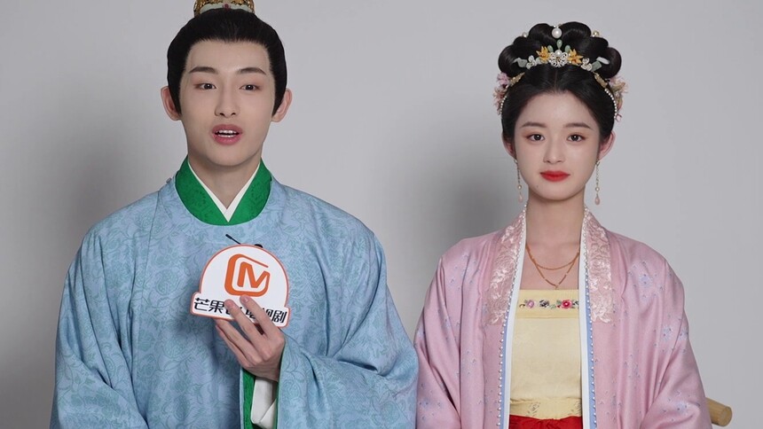 《五福临门》独家专访：爆笑！黄杨钿甜董思成默契大翻车