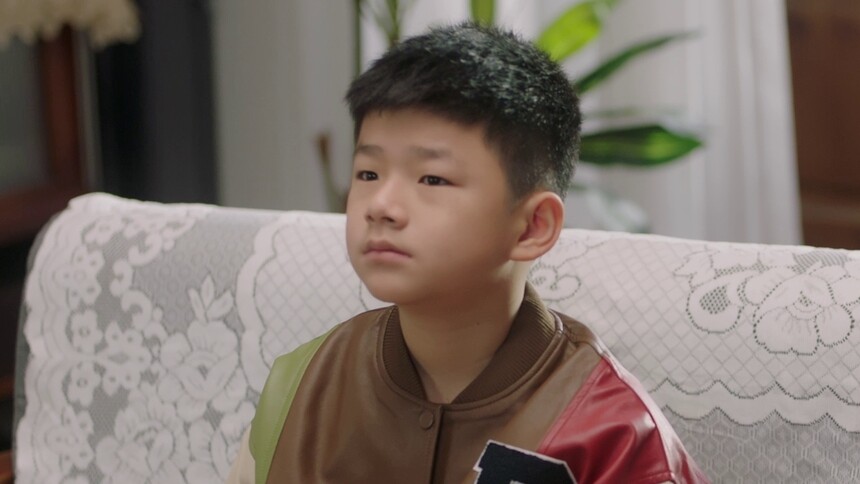 老胡吹嘘祖上名人，星辰晓月大受鼓舞
