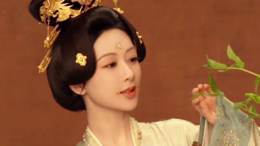 至此鲜花赠自己，纵马踏花向自由