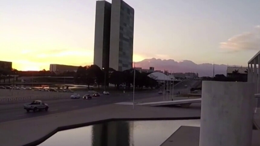 卢拉同特朗普通话 要求美方取消加征关税