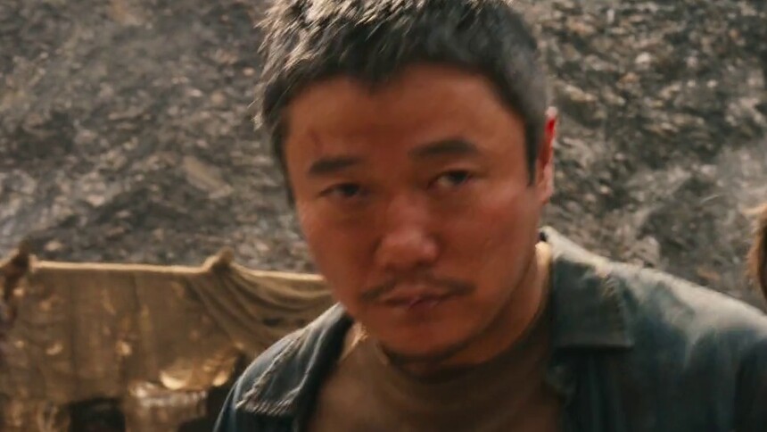 《用武之地》定档跨年胆小慎看！肖央齐溪战乱逃生