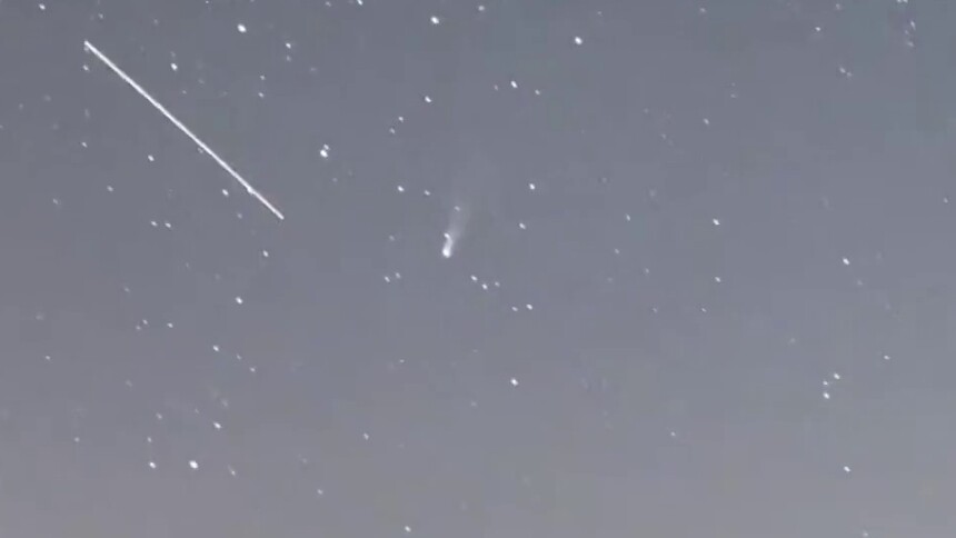 秀我中国｜今年以来最亮彗星“莱蒙”巡游天际