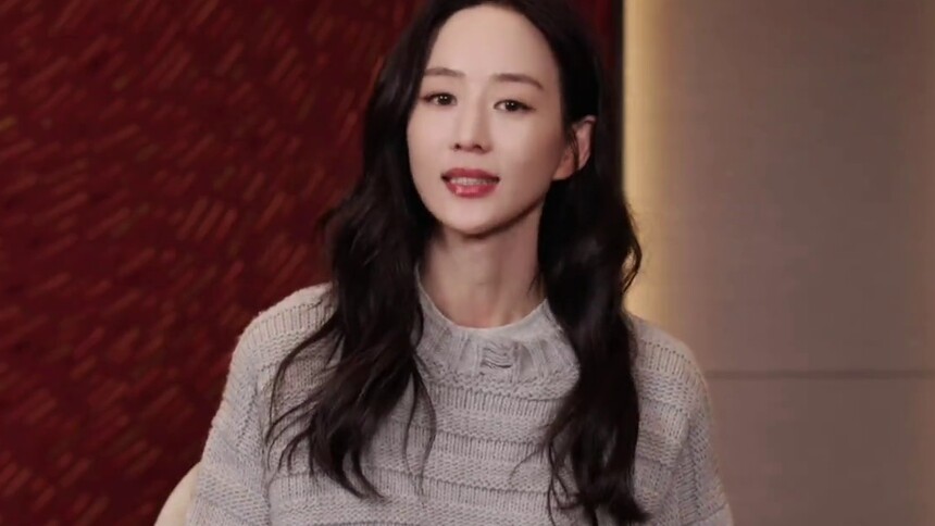 蘑菇屋里编好戏！张钧甯挑战抽卡即兴演绎