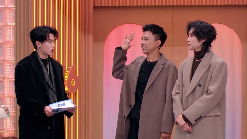 王鹤棣轻轻一哄付航又好了