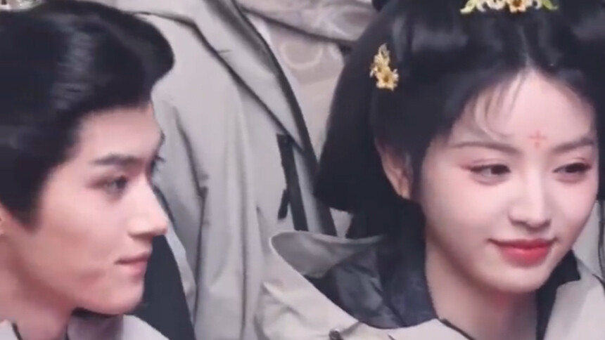 田曦薇闫桉《嫁金钗》开机路透 古装造型适配度拉满