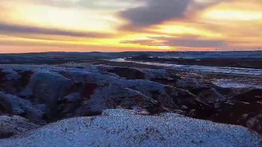 瞰中国·冰雪冬韵｜内蒙古：白雪红岩