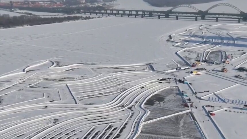 2026第八届哈尔滨松花江冰雪嘉年华开园