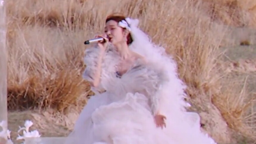 陈德容/吴宣仪《爱，存在》心动直拍