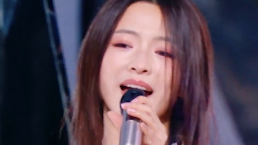 马吟吟/黄英《谦让》心动直拍