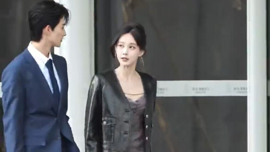 李一桐常华森《美人余》路透 同框造型极具故事感