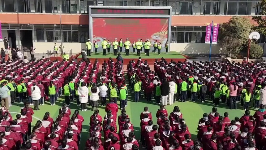 河南开封：上好开学第一课 安全健康记心间