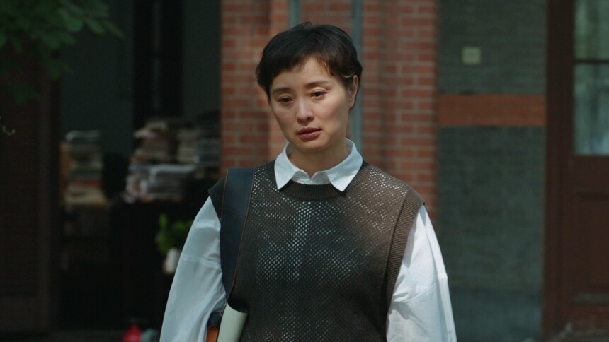 《180天重启计划》第5集看点：吴俪梅因怀孕被报社通知到期不再续约