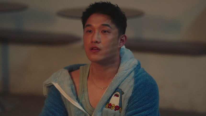 胡非酝酿深情表白，何颜浪漫过敏迅速打断