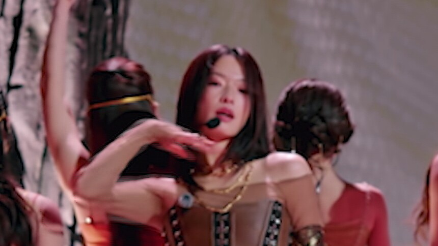 竖屏直拍：宋妍霏/马吟吟/张小婉/罗予彤《舞娘》