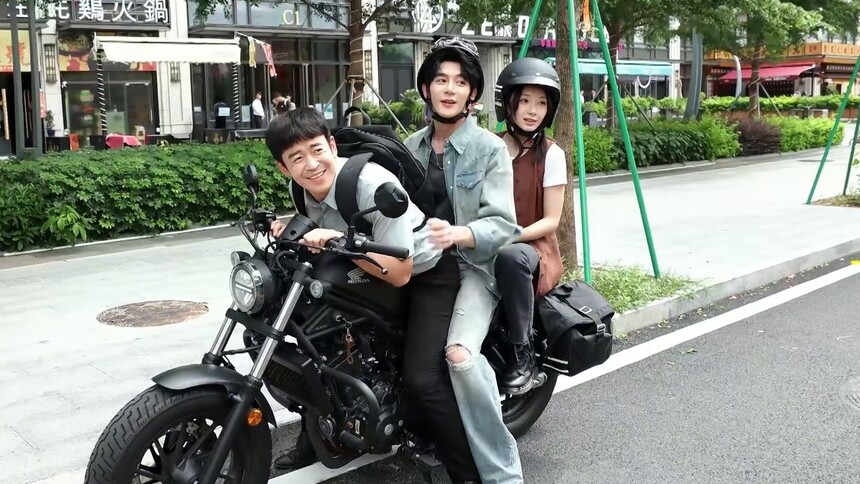 《成家》花絮：夏之光卜冠今机车大片
