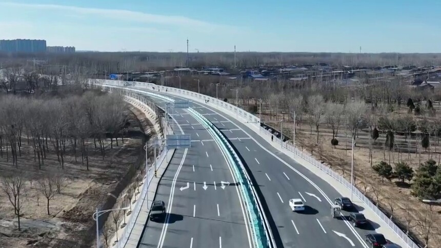 河北香河安石路与北京通州石小路实现贯通