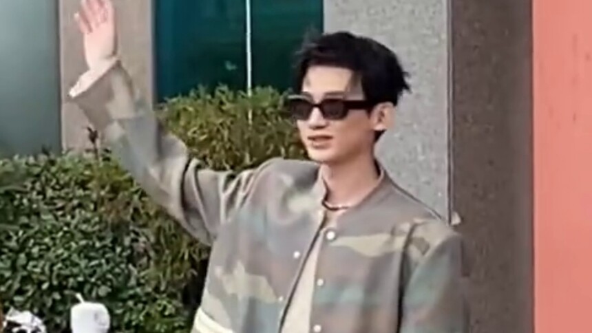 《你好，星期六2024》动感地带芒果卡晒晒时刻：白敬亭上班路透