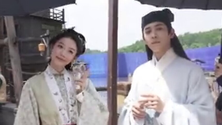 《玉茗茶骨》动感地带芒果卡独家高光花絮：陈若轩张南一起合照，拍出结婚证既视感