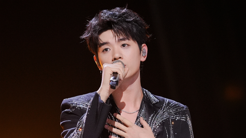 纯享：高旭全新原创《12点钟的方向》惊艳全场 这声线仿佛是行走的荷尔蒙！