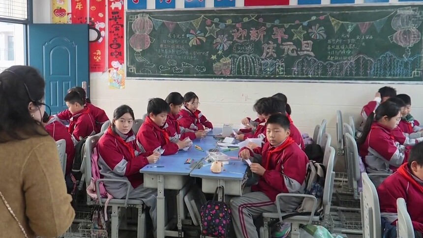 湖南：教育更平等 学生向阳长