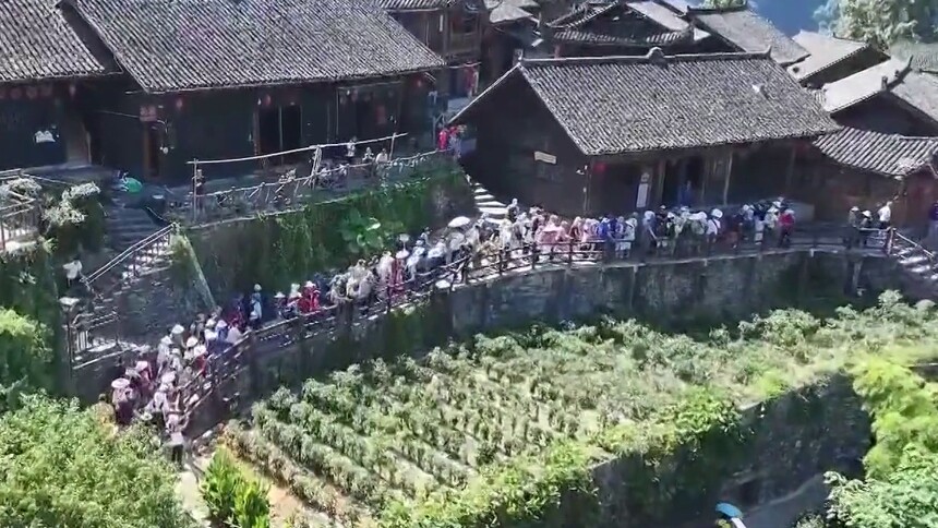 “一马当先”干起来 湘西州：推动“青山”与“金山”共映 “颜值”与“价值”齐升