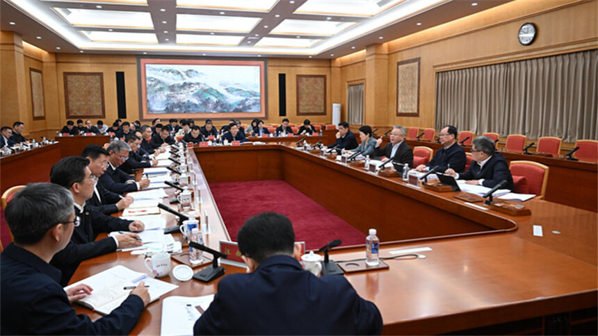 沈晓明主持召开会议 研究部署长株潭一体化 文化和科技融合 全省区域协调发展工作