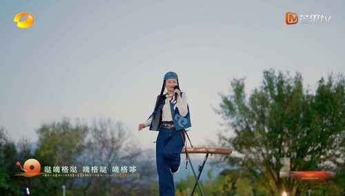 纯享：努尔乔尔蓬《Көчмөн бийи 游牧之舞》