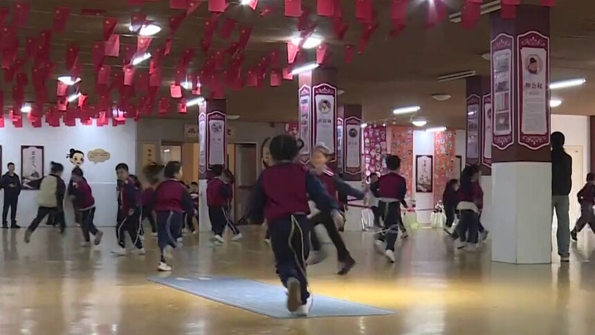 春假来了（二） 春假“捆绑”黄金周？ 专家建议：灵活安排可优化出游体验