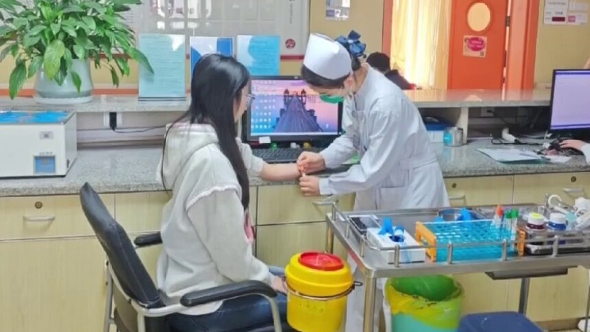 杨可欣：像父亲那样去助人 全国首对捐髓父女 17年接力赴生命之约