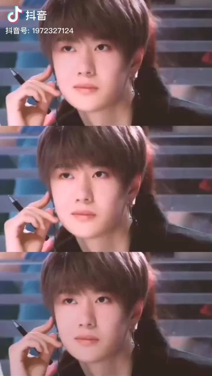 王一博!出道1997