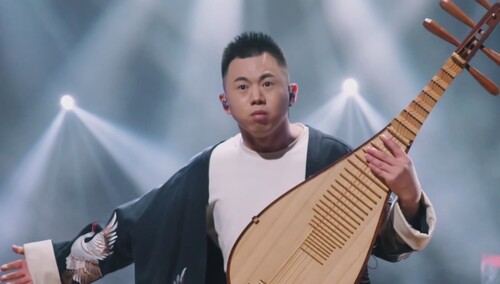 我们的乐队:李星星用琵琶弹出摇滚风! - 高清视频在线观看 - 芒果tv