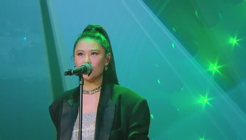 纯享袁娅维精彩演绎盛夏光年玩转多元曲风