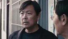 棺材几转周折又送回村委会