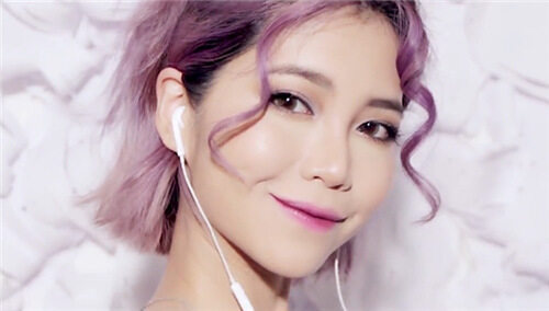 美芽美妆颜值爆表教你打造暖冬梦幻粉紫色妆容