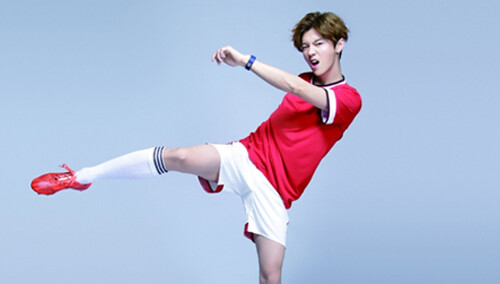 足球boy鹿晗:重返十七岁想当足球运动员