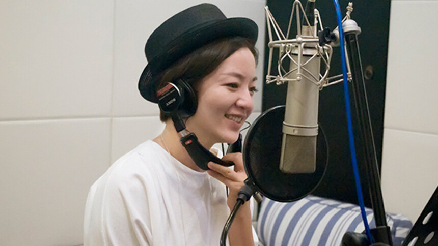 阿雅《壁花女士》预告