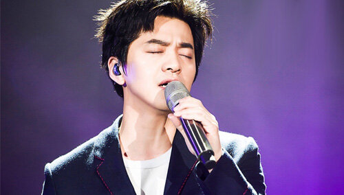 李健《异乡人》飙泪版mv 搭配画面食用更动听哦